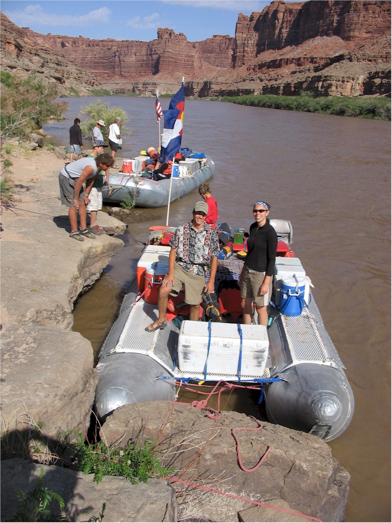 upper  loop ledge 2-boats.